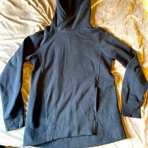 Lululemon hoodie size 8